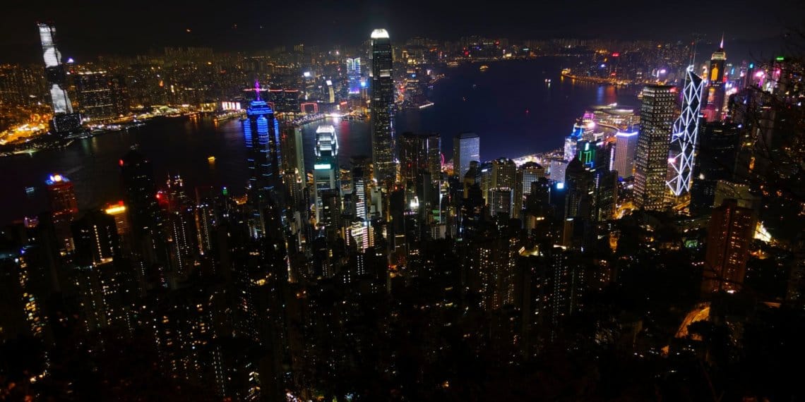 香港大学 -> 龙虎山郊野公园 -> 太平山顶